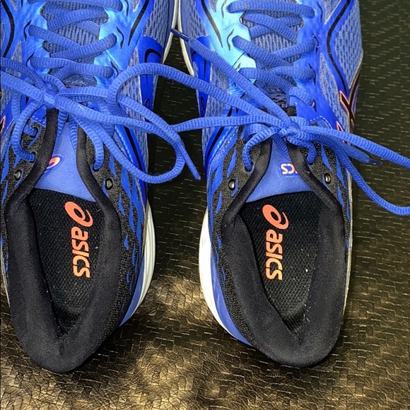 Women’s ASICS shoes size 10 - Picture 7 of 7